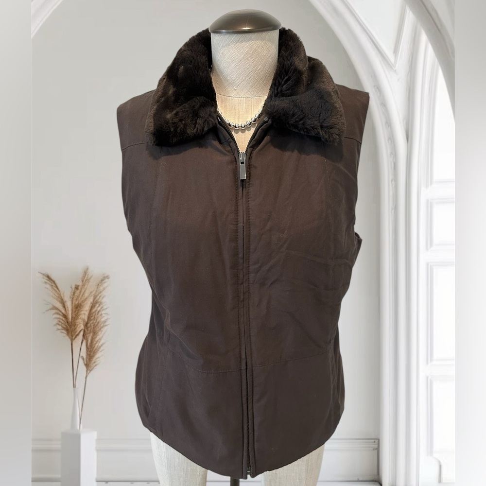 Ann Taylor Dark Brown Vest with Faux Fur Collar - Size Medium
